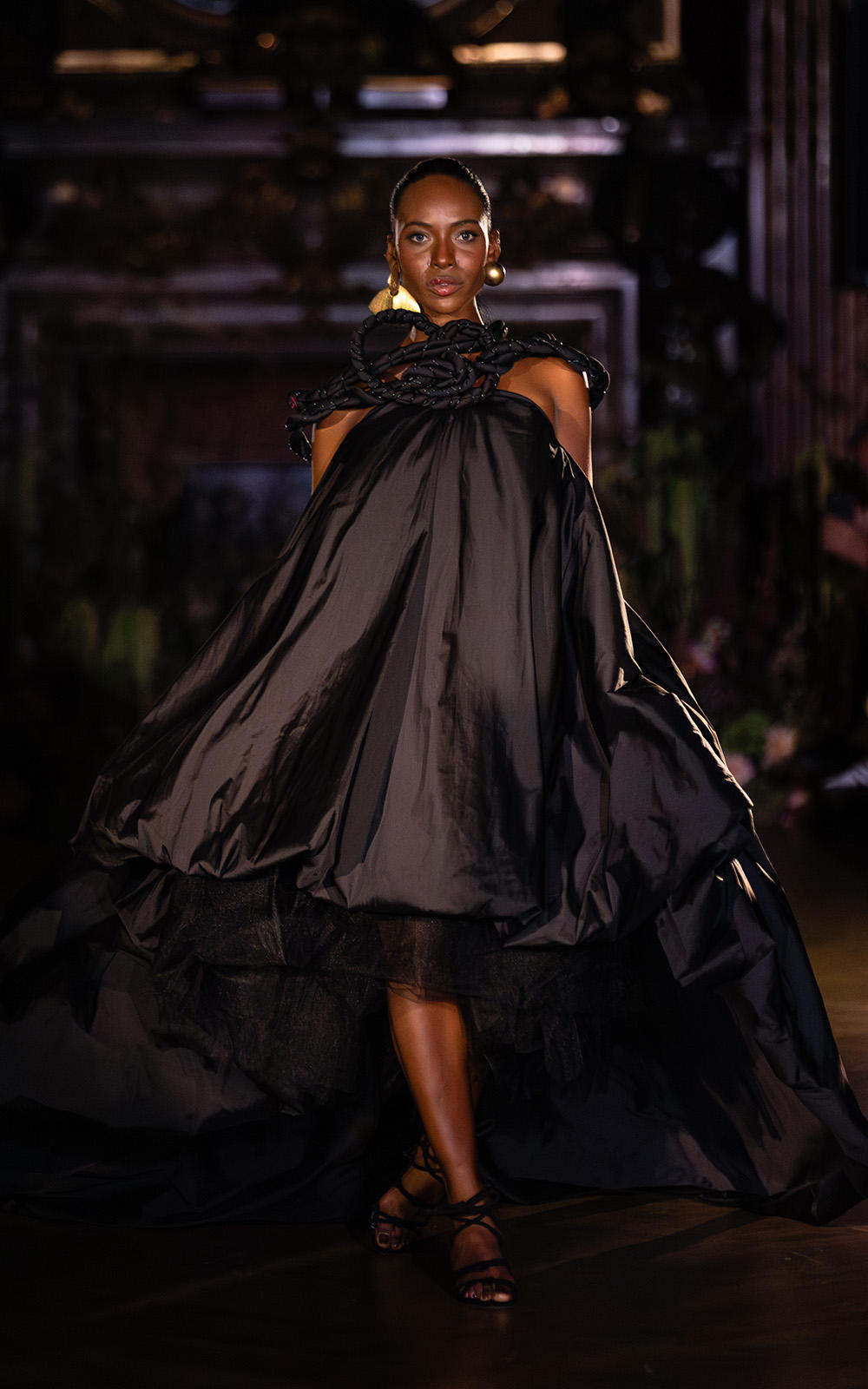 Akhavan