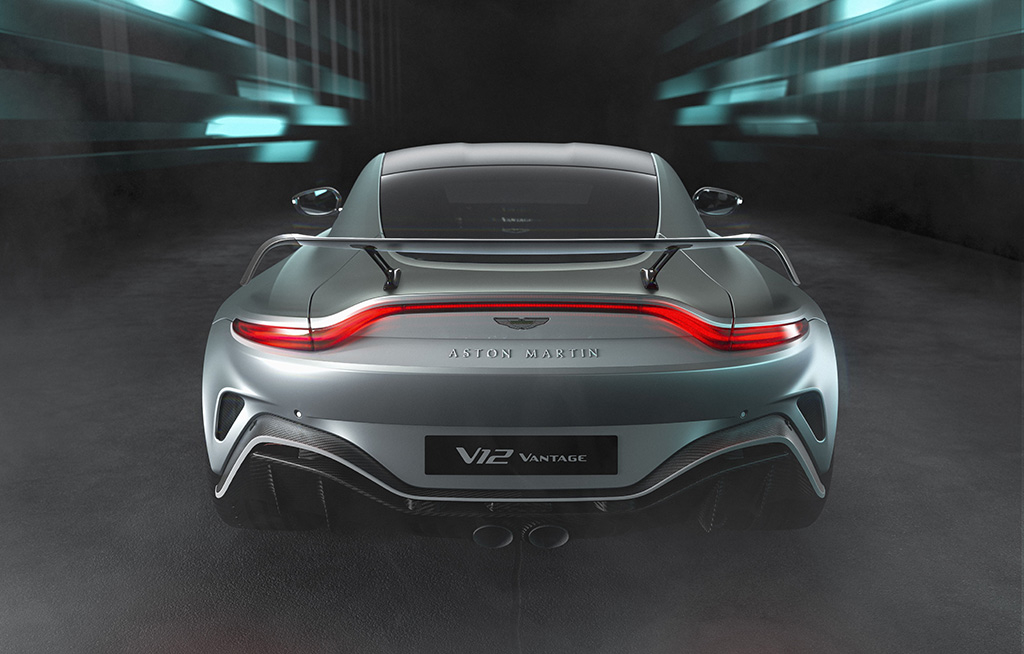Aston Martin - V12 Vantage Présentation de la nouvelle Vantage V12