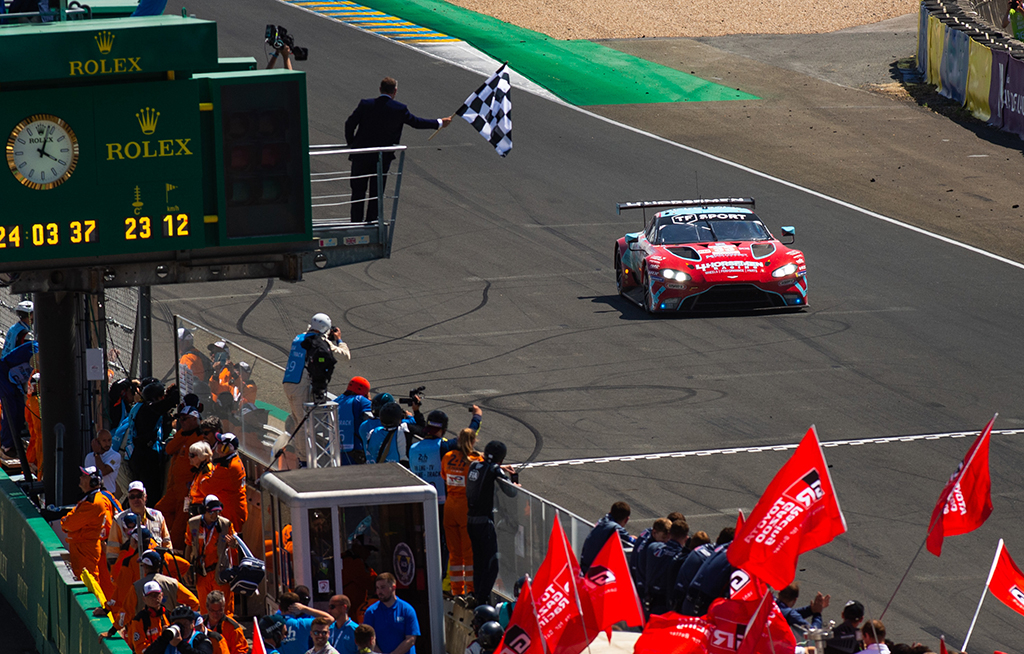 ASTON MARTIN VANTAGE CLAIMS VICTORY AT 24 HOURS OF LE MANS