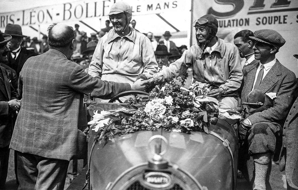 cChic Magazine Suisse - L’histoire de Bugatti  - aux 24 heures du Mans